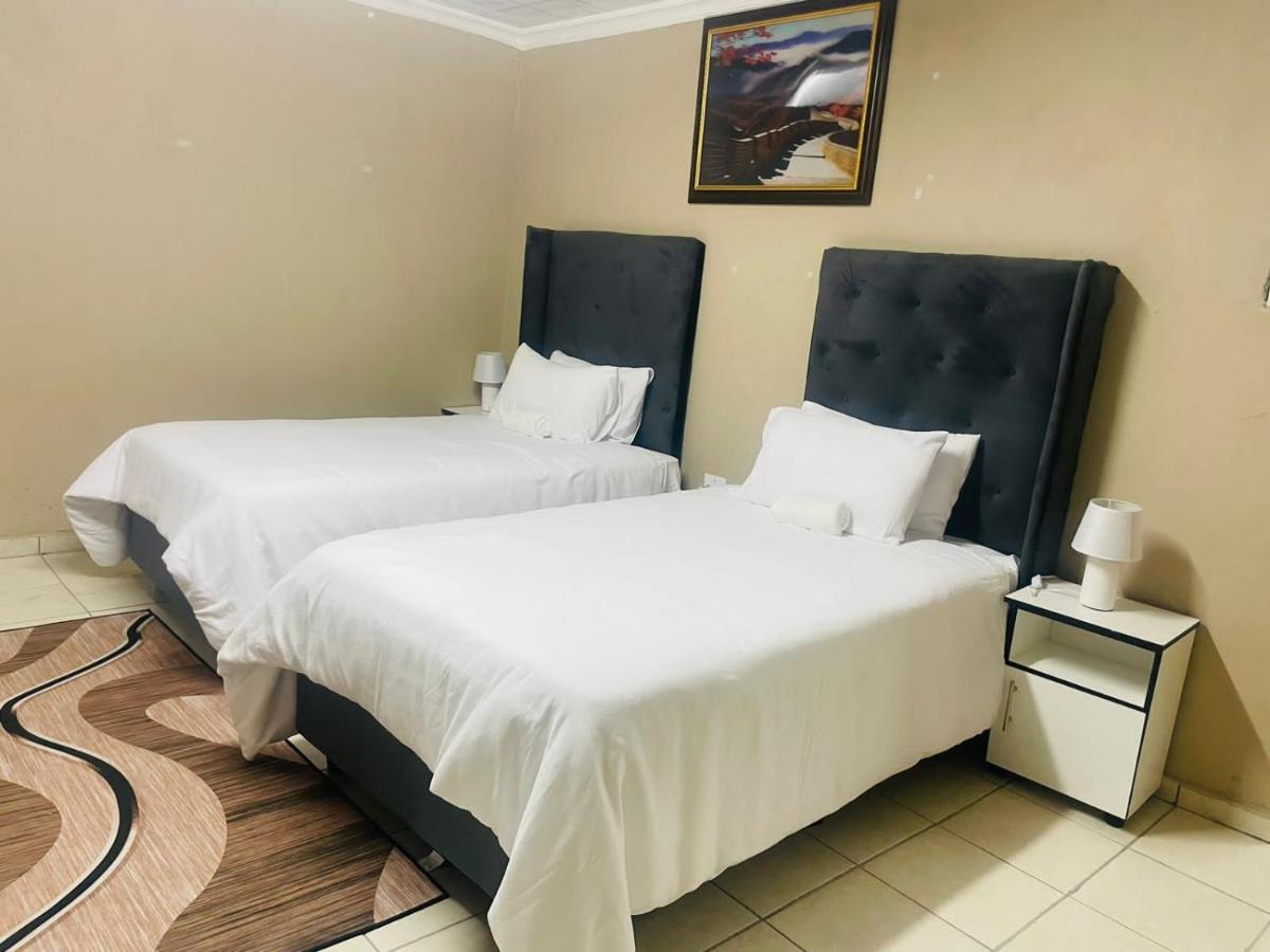 Super Classic Guest House Pretoria-Noord Kültér fotó